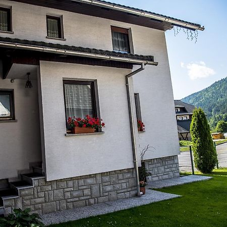 Apartments And Holiday Home Grohar Kranjska Gora Ngoại thất bức ảnh