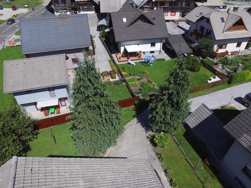 Apartments And Holiday Home Grohar Kranjska Gora Ngoại thất bức ảnh